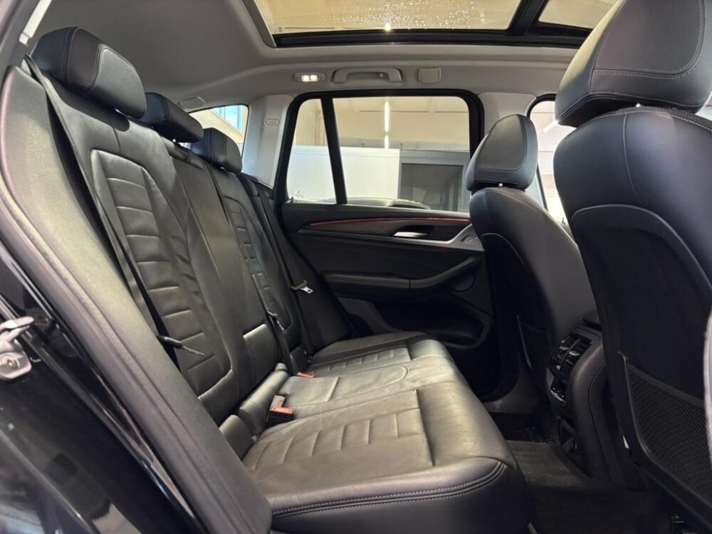 BMW X3 11