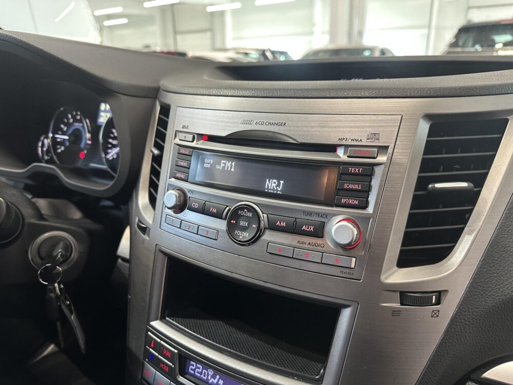 Subaru Legacy 12