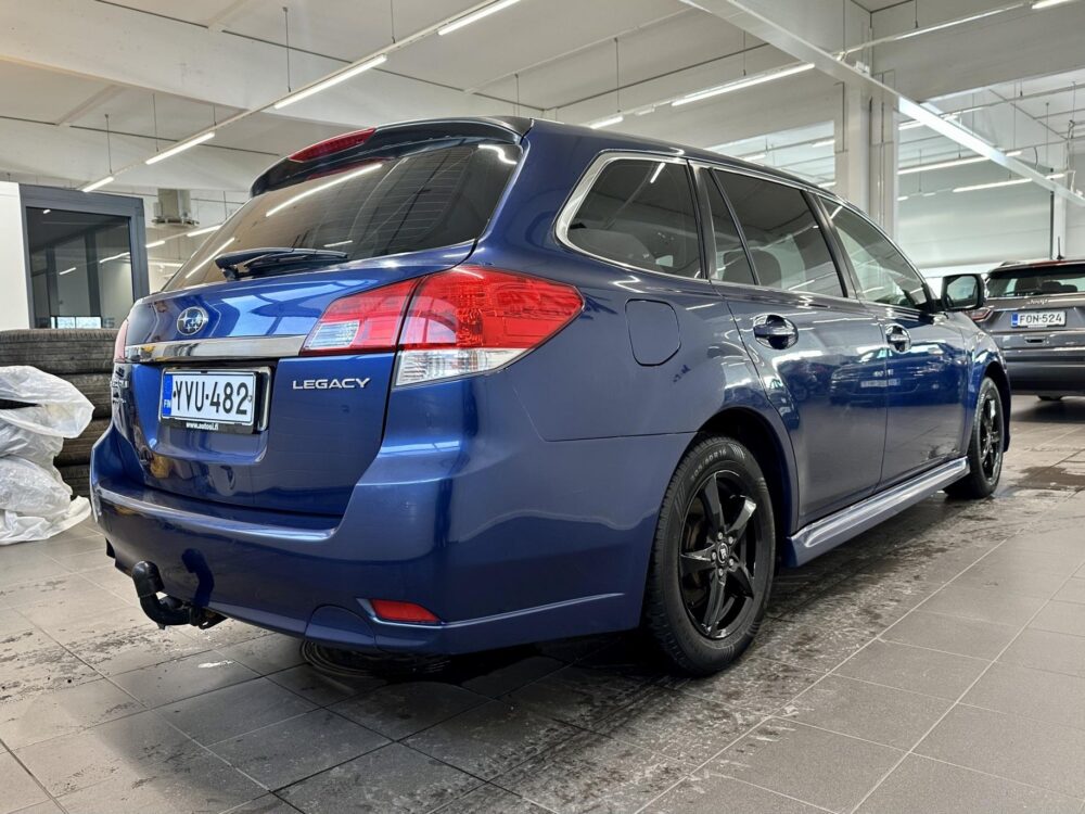 Subaru Legacy 2