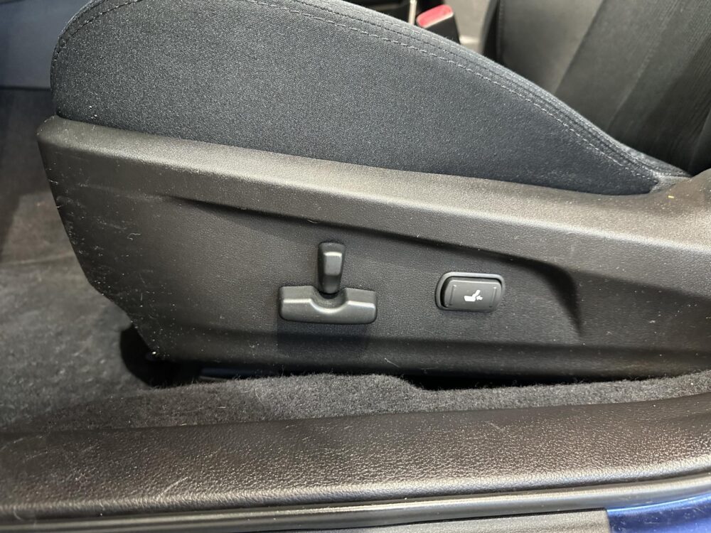 Subaru Legacy 8