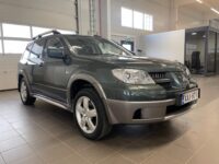 Mitsubishi Outlander 4