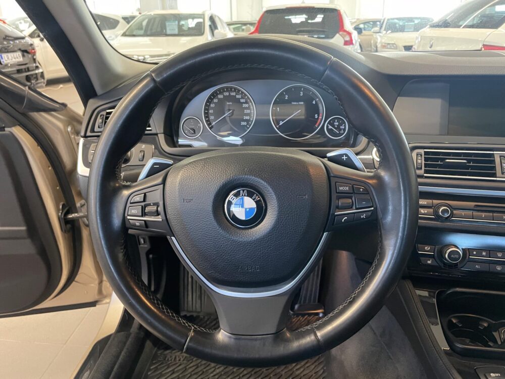 BMW 520 12