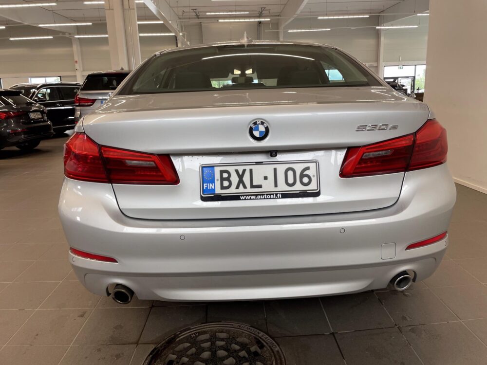 BMW 530 6