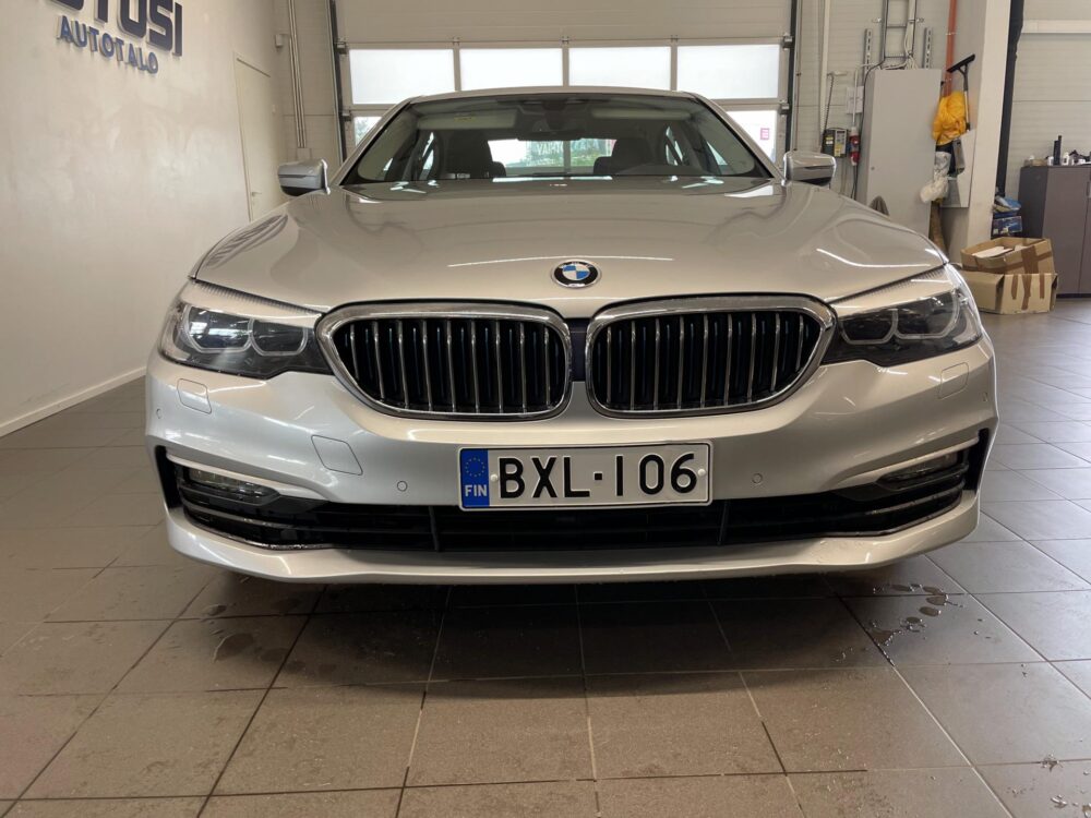 BMW 530 9