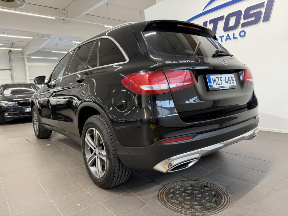 Mercedes-Benz GLC 3