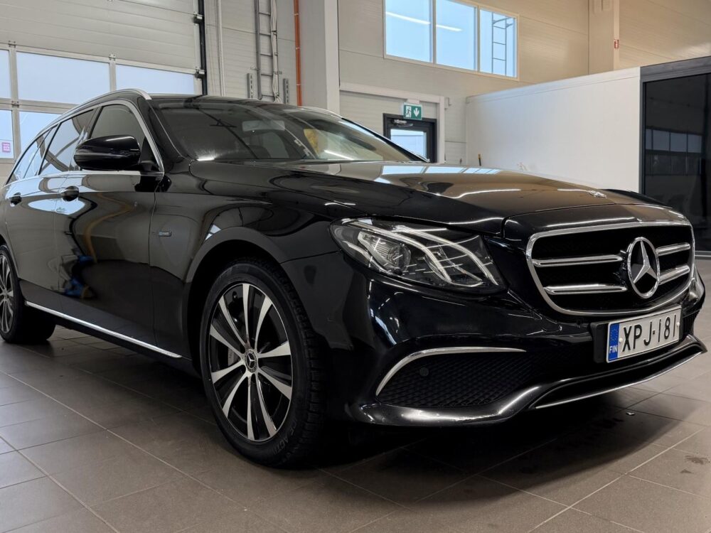Mercedes-Benz E 5