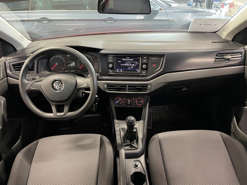 Volkswagen Polo 9