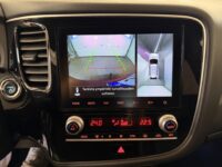 Mitsubishi Outlander PHEV 22
