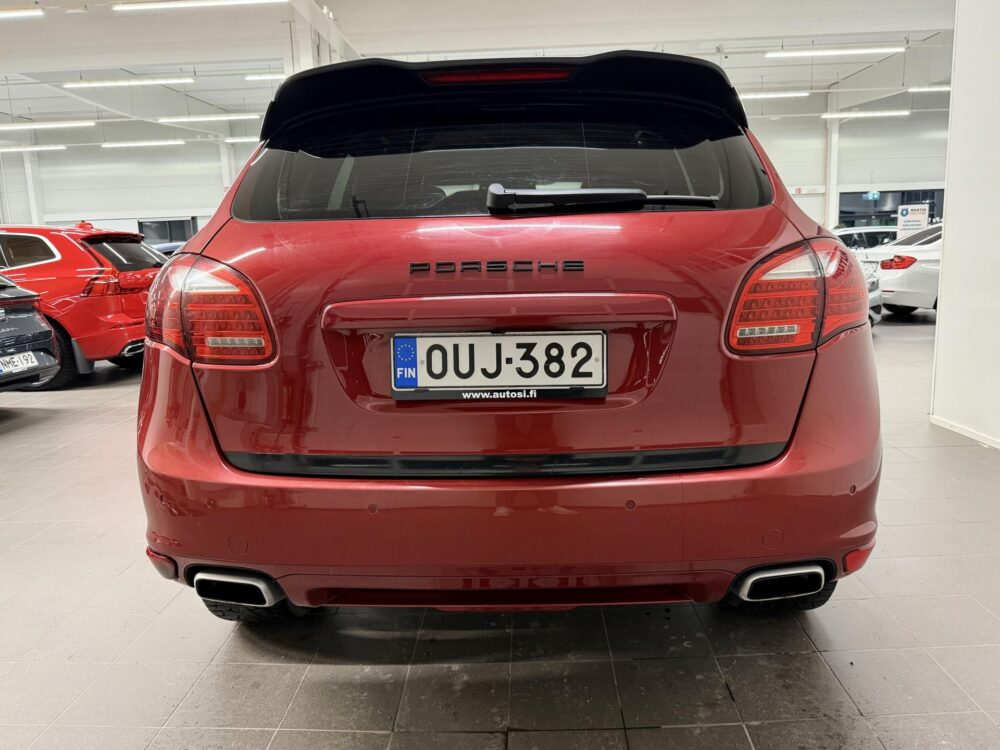 Porsche Cayenne 4
