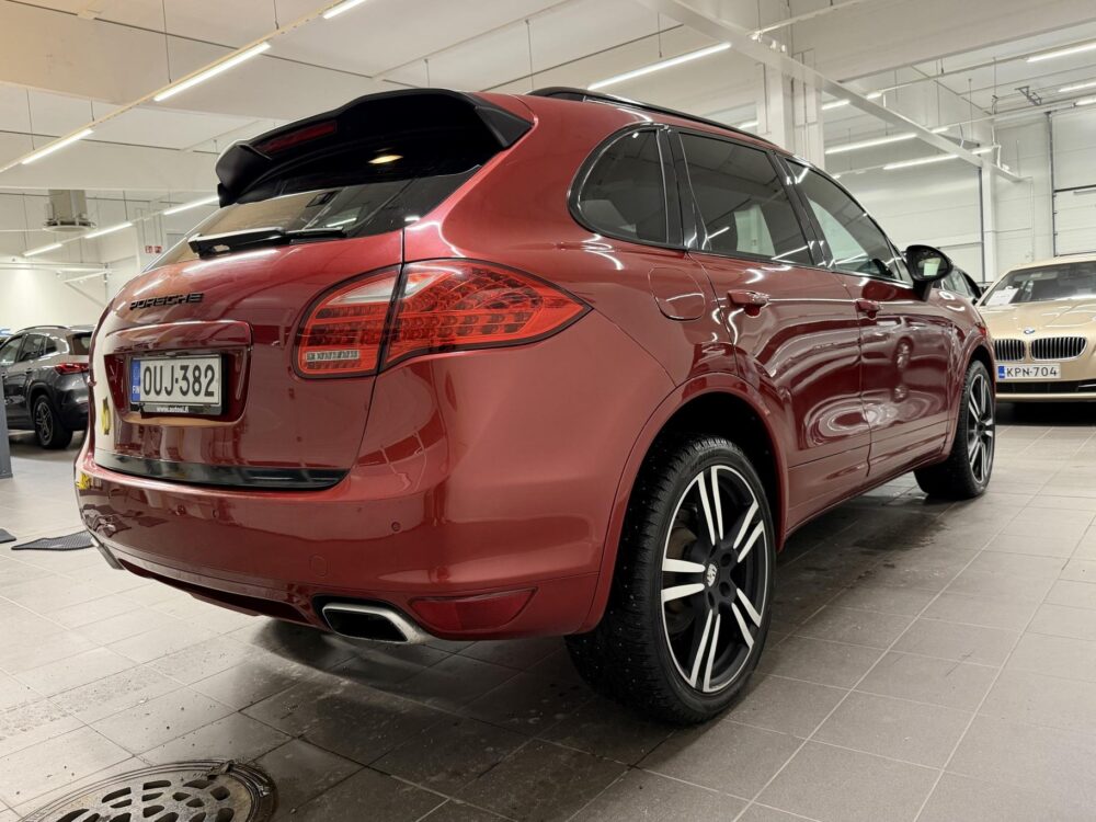 Porsche Cayenne 5