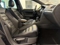 Volkswagen Golf 11