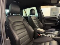 Volkswagen Golf 12