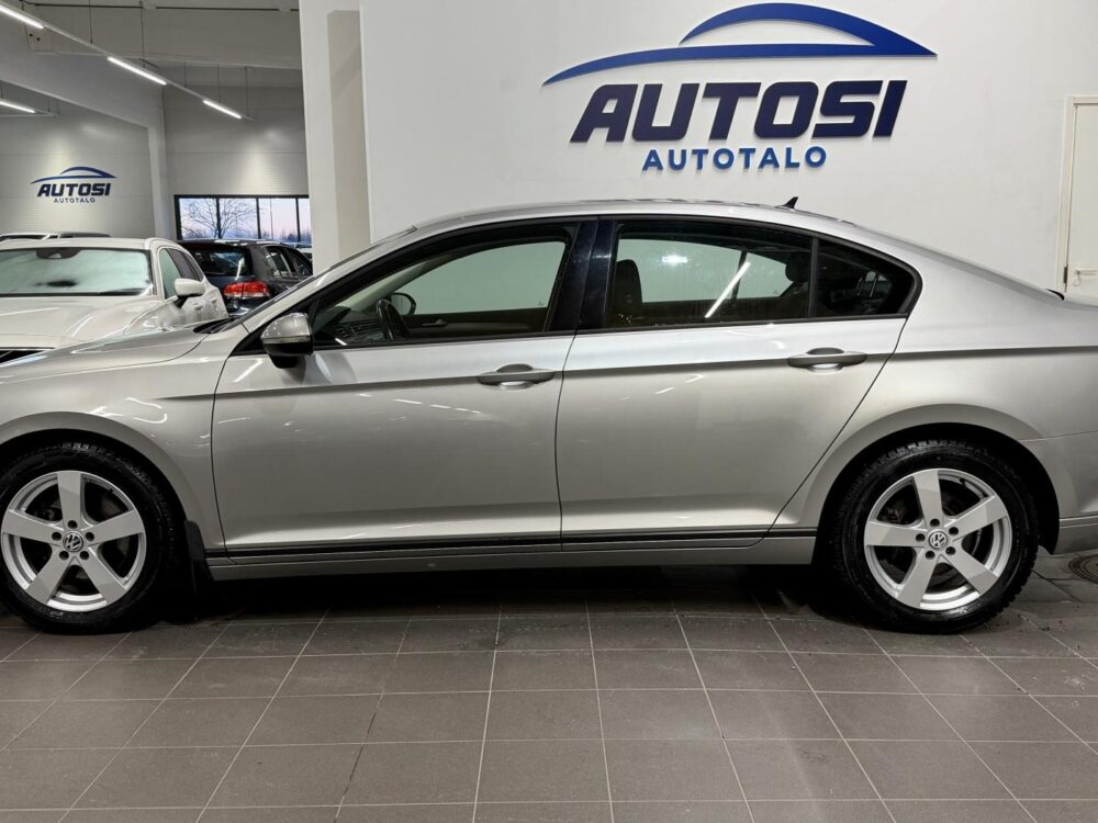 Volkswagen Passat 2