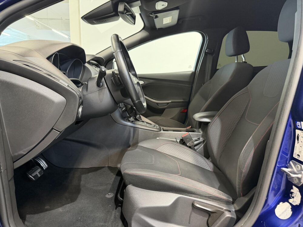 Ford Focus 8