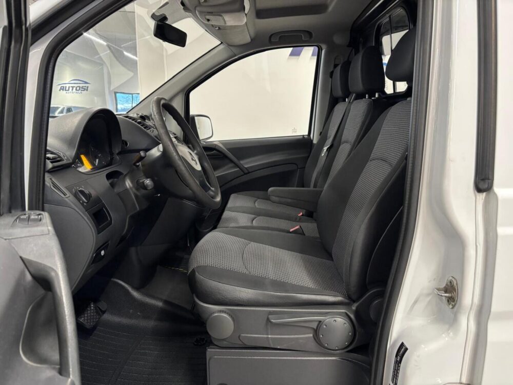 Mercedes-Benz Vito 7