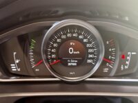 Volvo V40 14