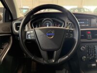 Volvo V40 13