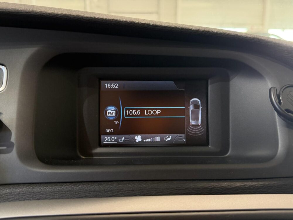 Volvo V40 18