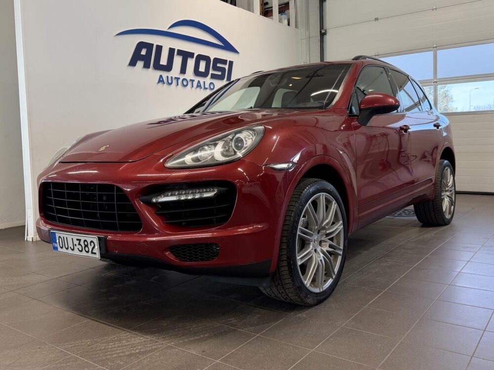 Porsche Cayenne 1