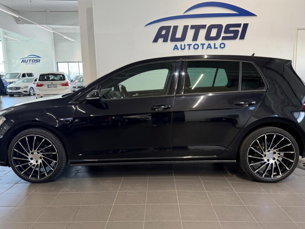 Volkswagen Golf 2