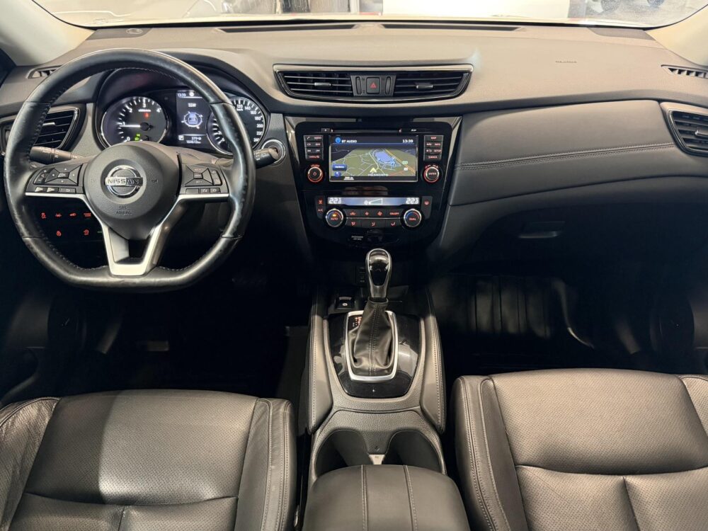 Nissan X-Trail 7