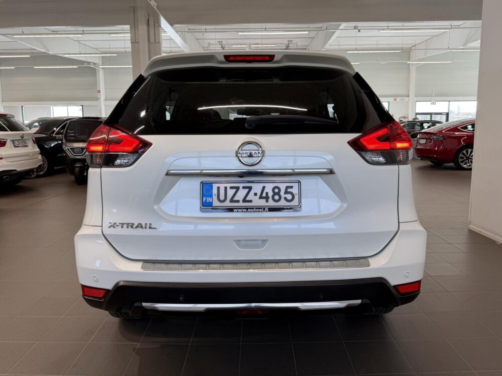 Nissan X-Trail 4