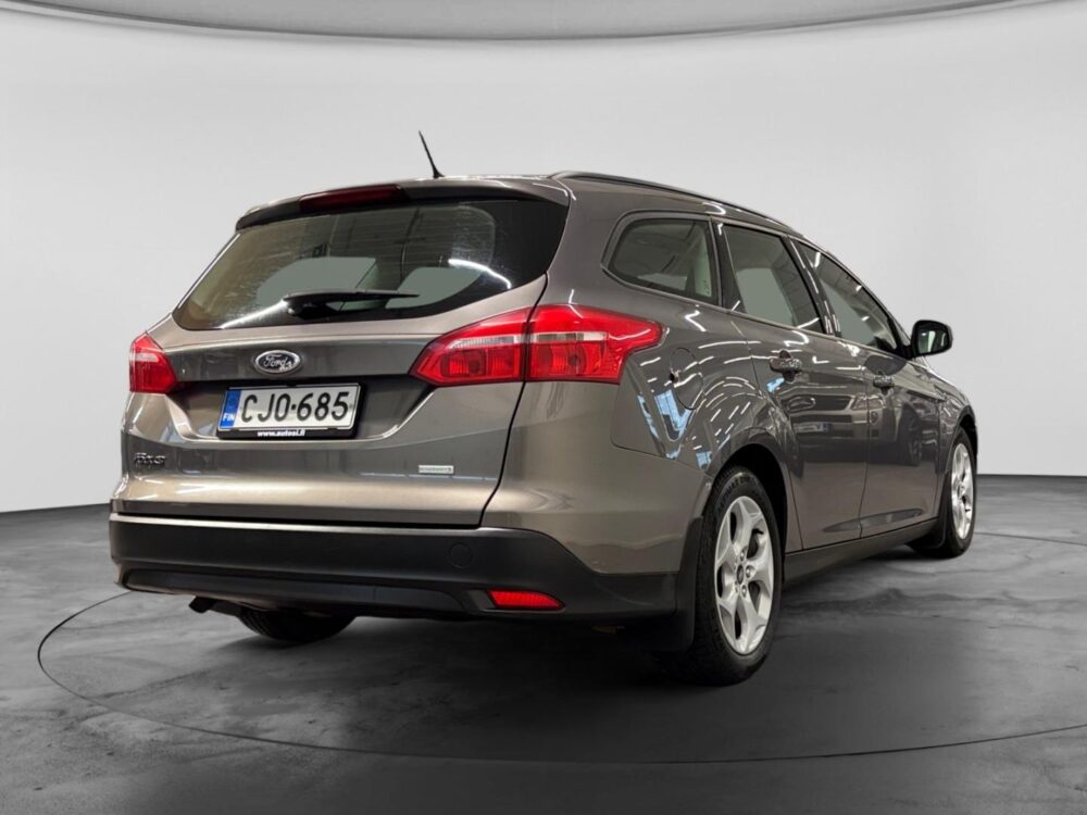 Ford Focus 5
