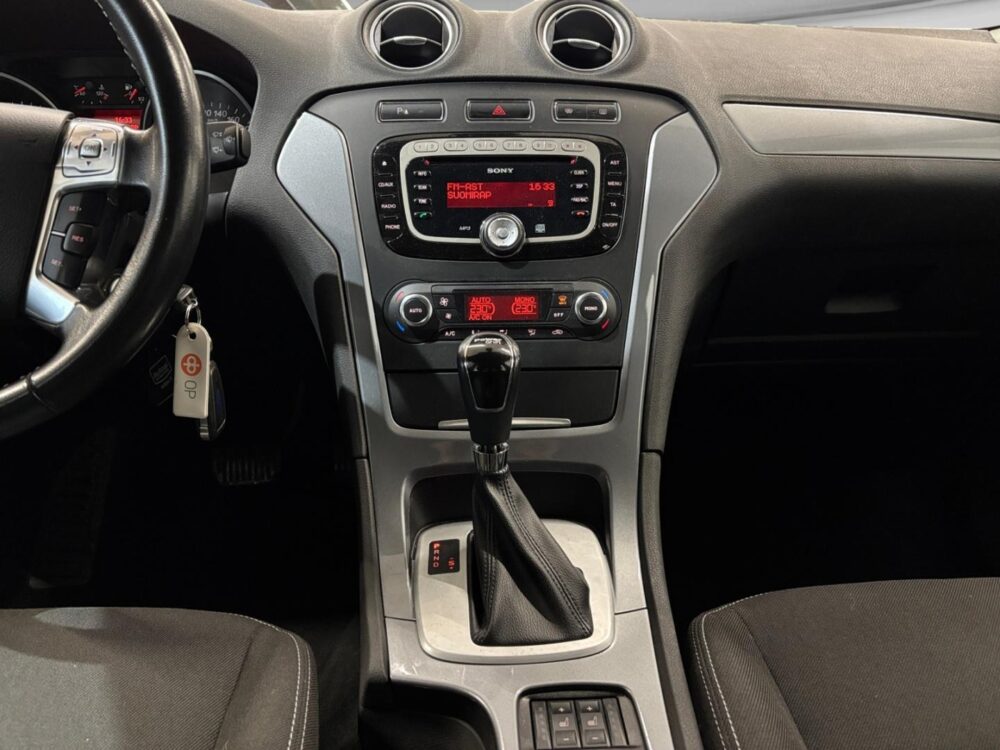 Ford Mondeo 15