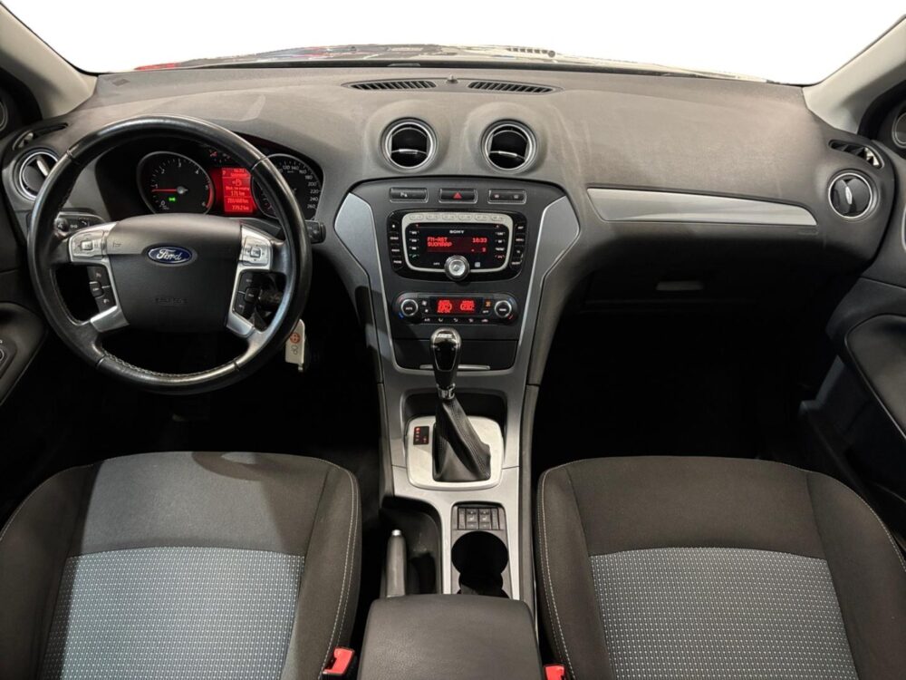 Ford Mondeo 14