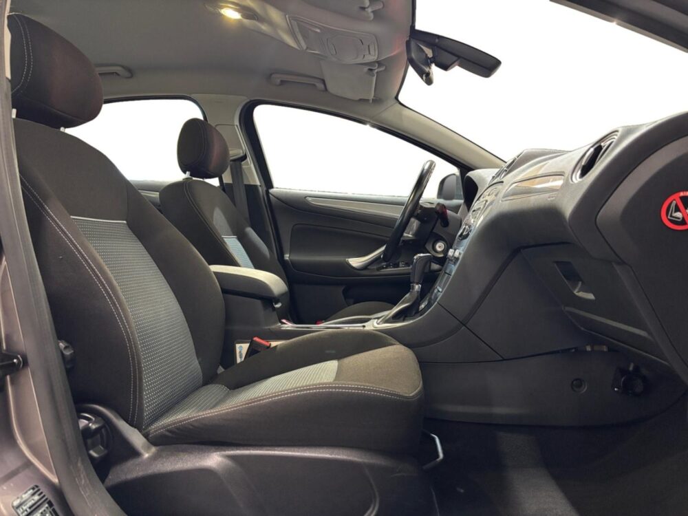 Ford Mondeo 13
