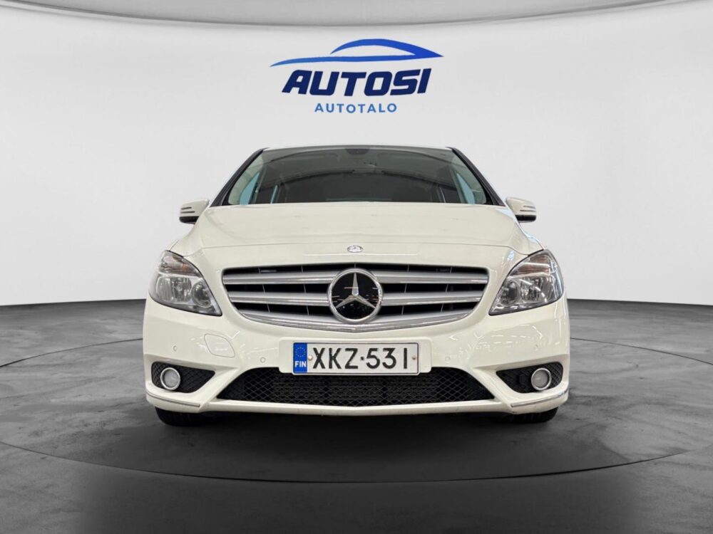 Mercedes-Benz B 8