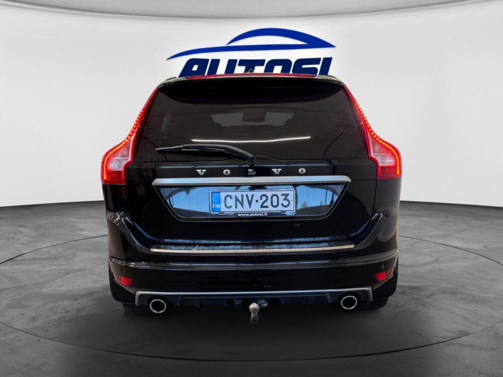 Volvo XC60 4