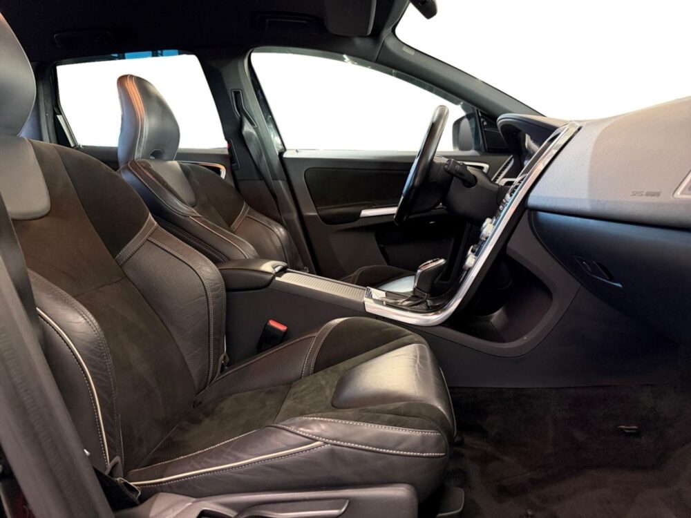 Volvo XC60 15