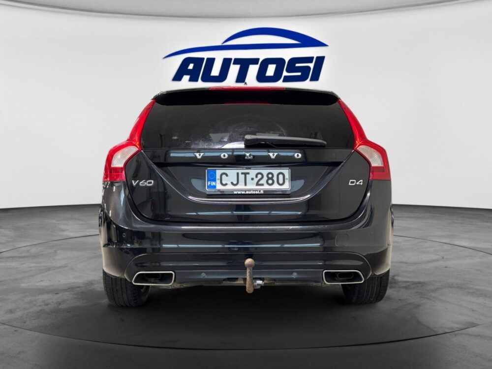Volvo V60 4