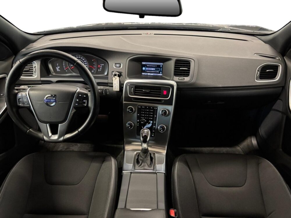 Volvo V60 13