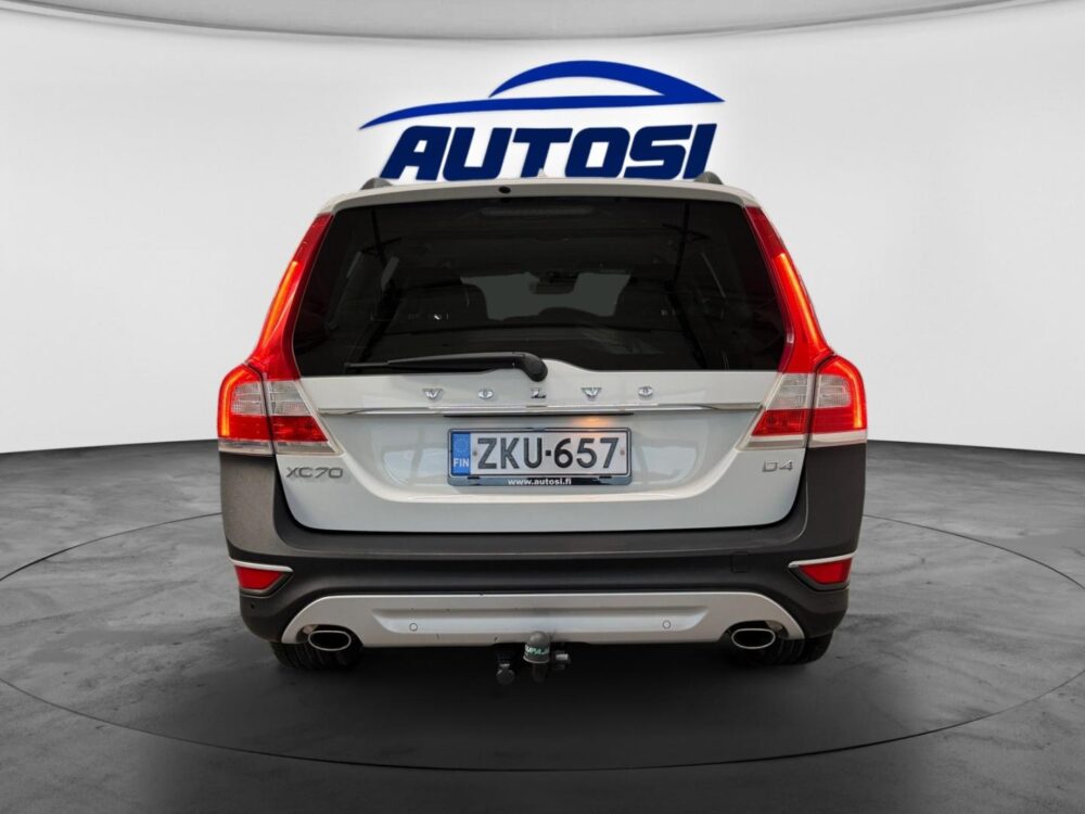 Volvo XC70 4