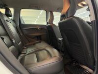 Volvo XC70 16