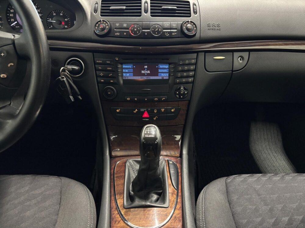 Mercedes-Benz E 11