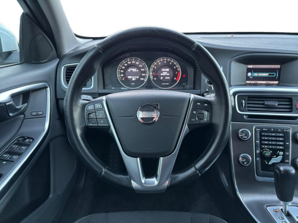 Volvo V60 10